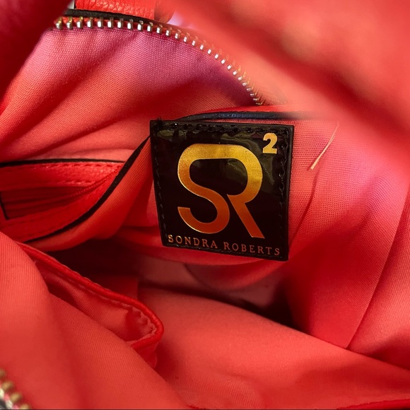 Sondra Roberts striped Boston Bag - Picture 9 of 9